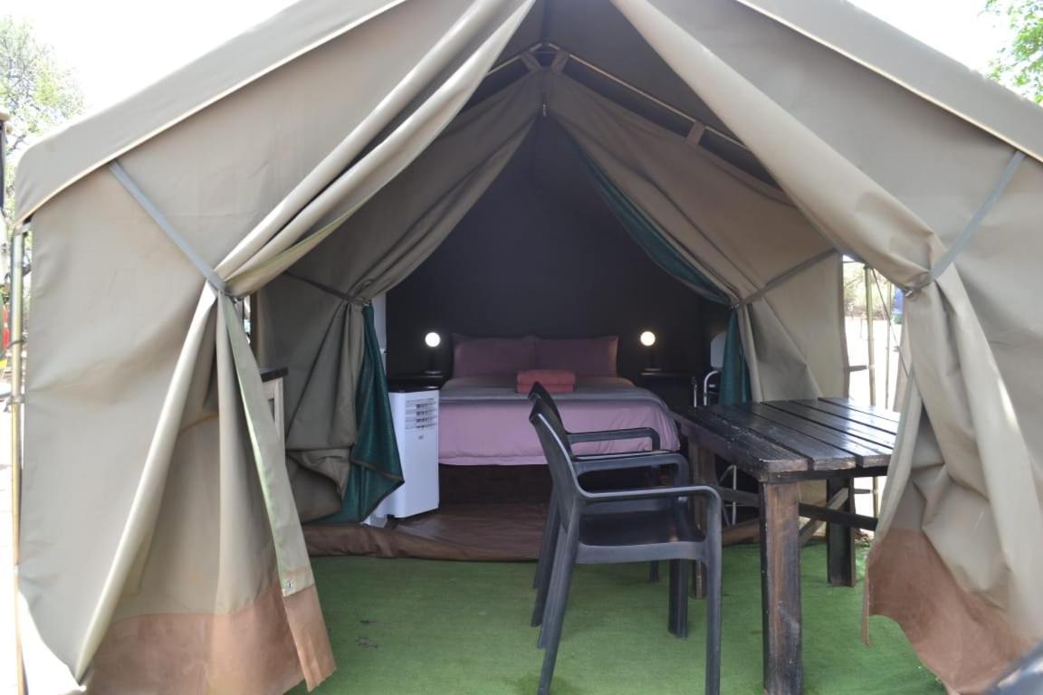 Yebo Safari Tents-Stay Inside Kruger Скукуза Екстериор снимка